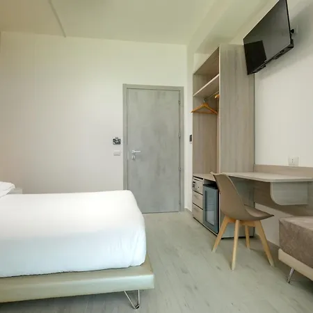 Hotel Tirreno Latina