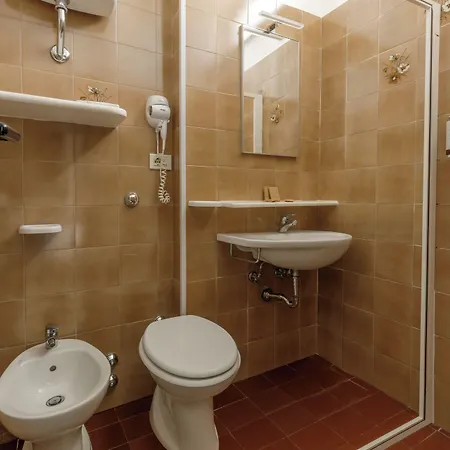 Tirreno Hotel Latina